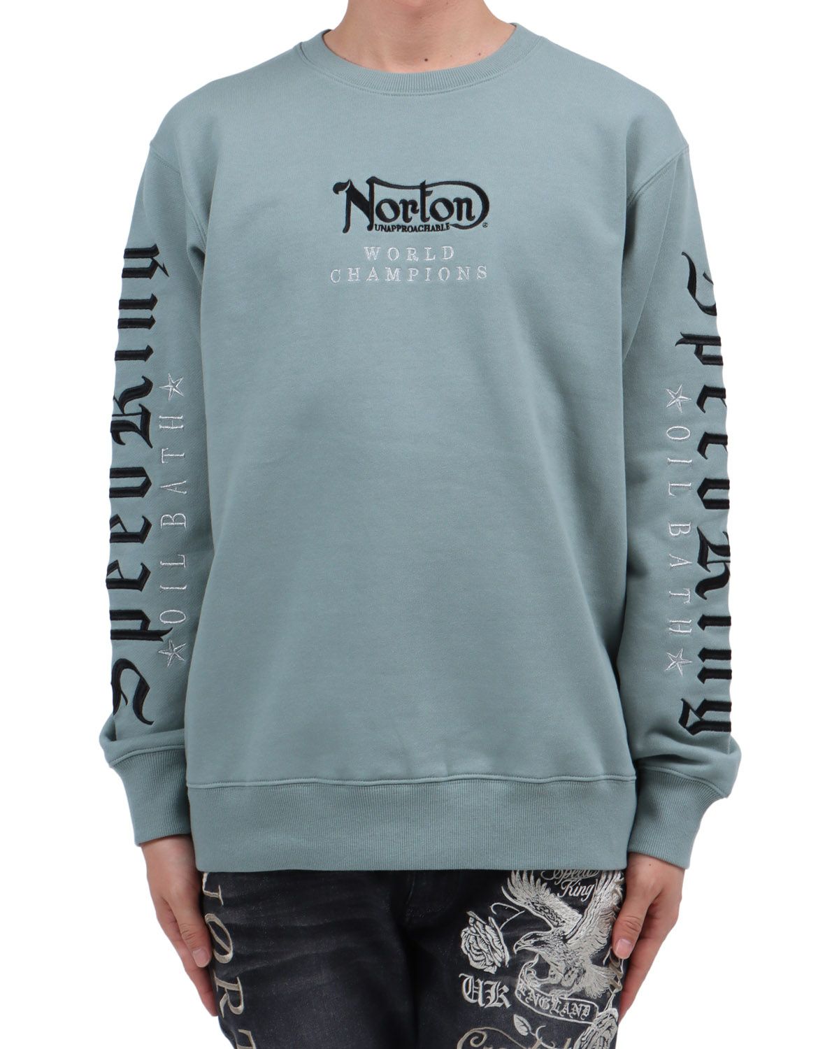 グリーングレー：174cm62kg(Lサイズ着用)