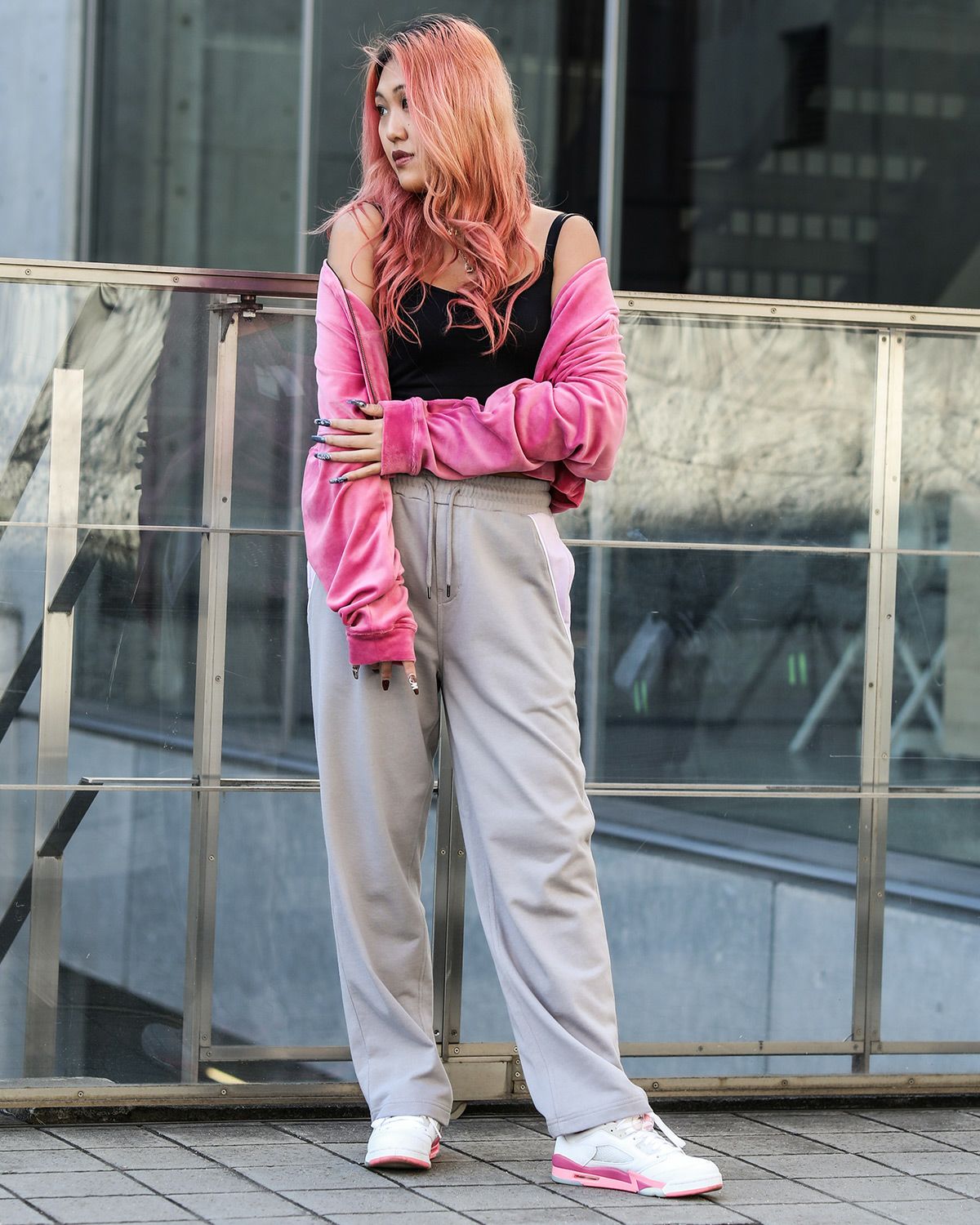 グレー：167cm(Lサイズ着用)