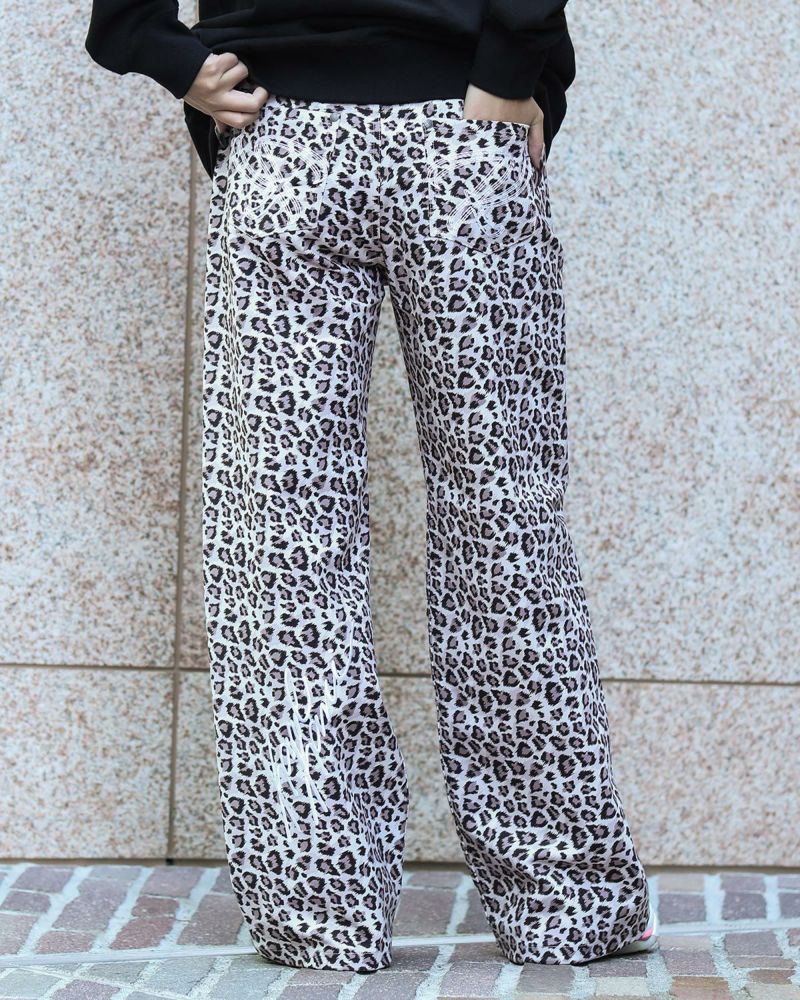 ピンク：167cm(Lサイズ着用)