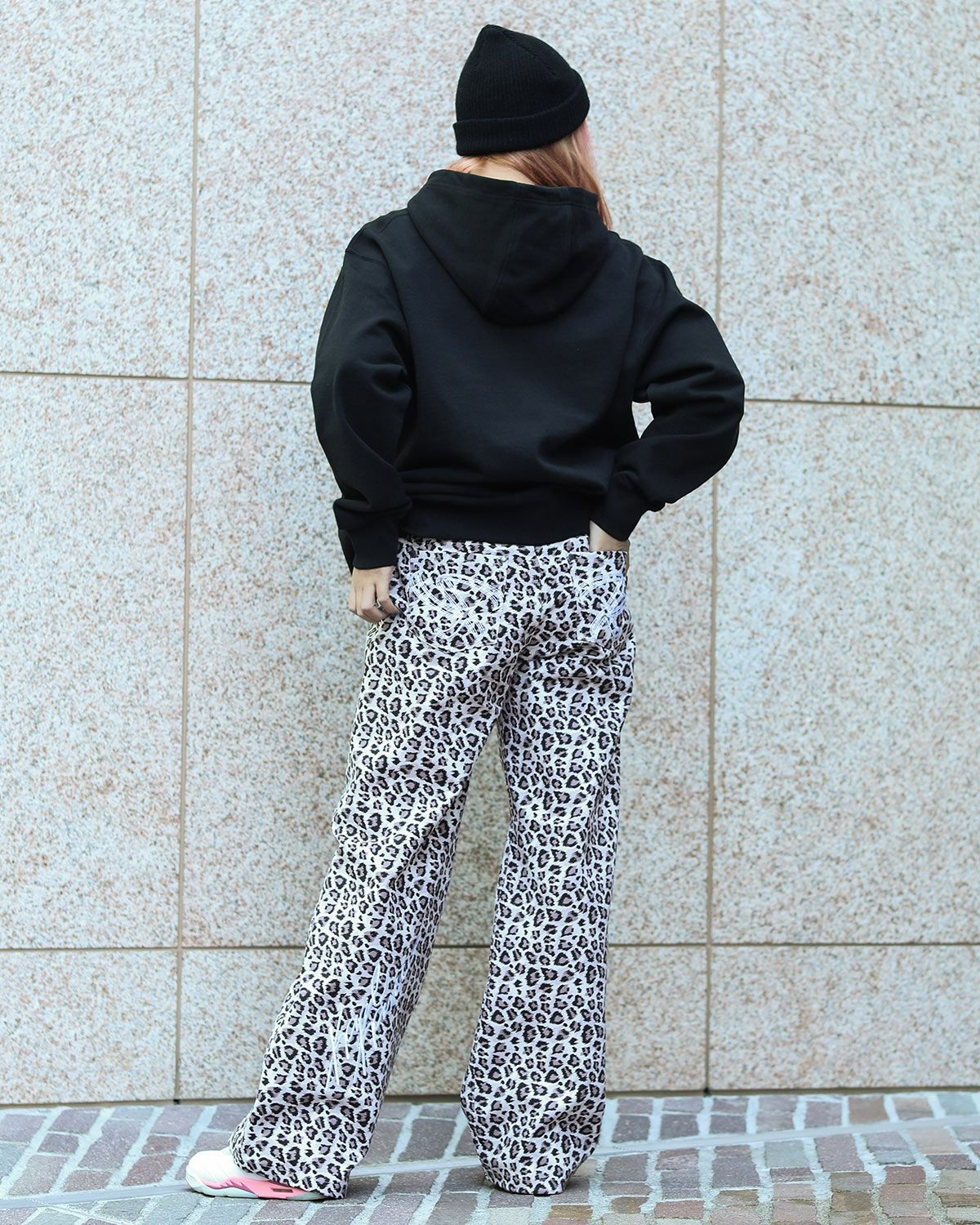 ブラック：167cm(Lサイズ着用)