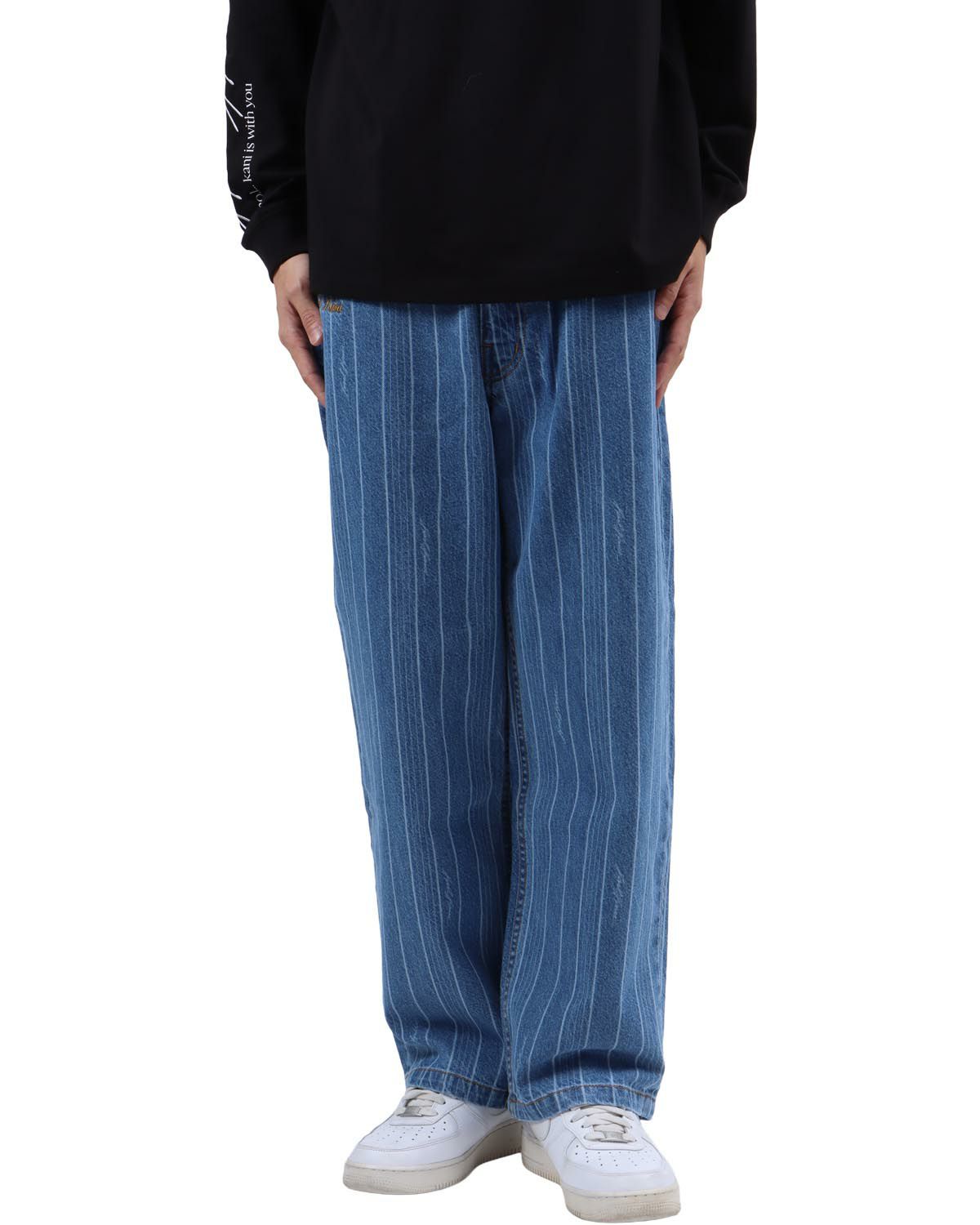 インディゴ：183cm62kg(Lサイズ着用)