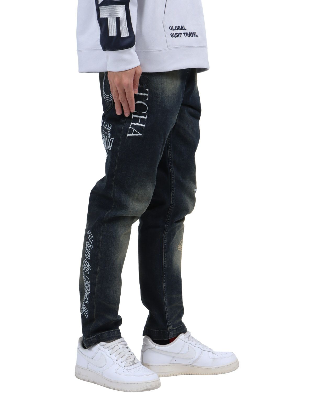 インディゴ：183cm62kg(Lサイズ着用)