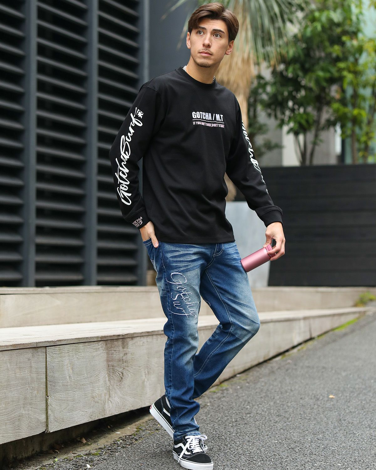 ブラック：180cm/70kg(Lサイズ着用)