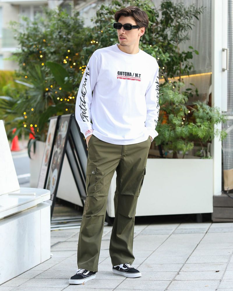 ホワイト：180cm/70kg(Lサイズ着用)