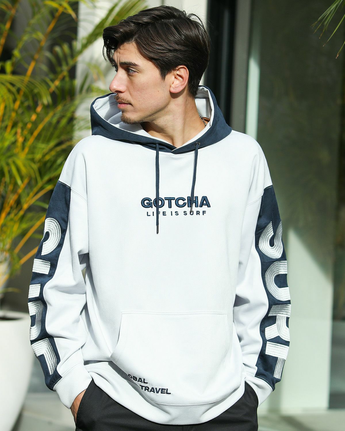 ライトグレー：180cm/70kg(Lサイズ着用)