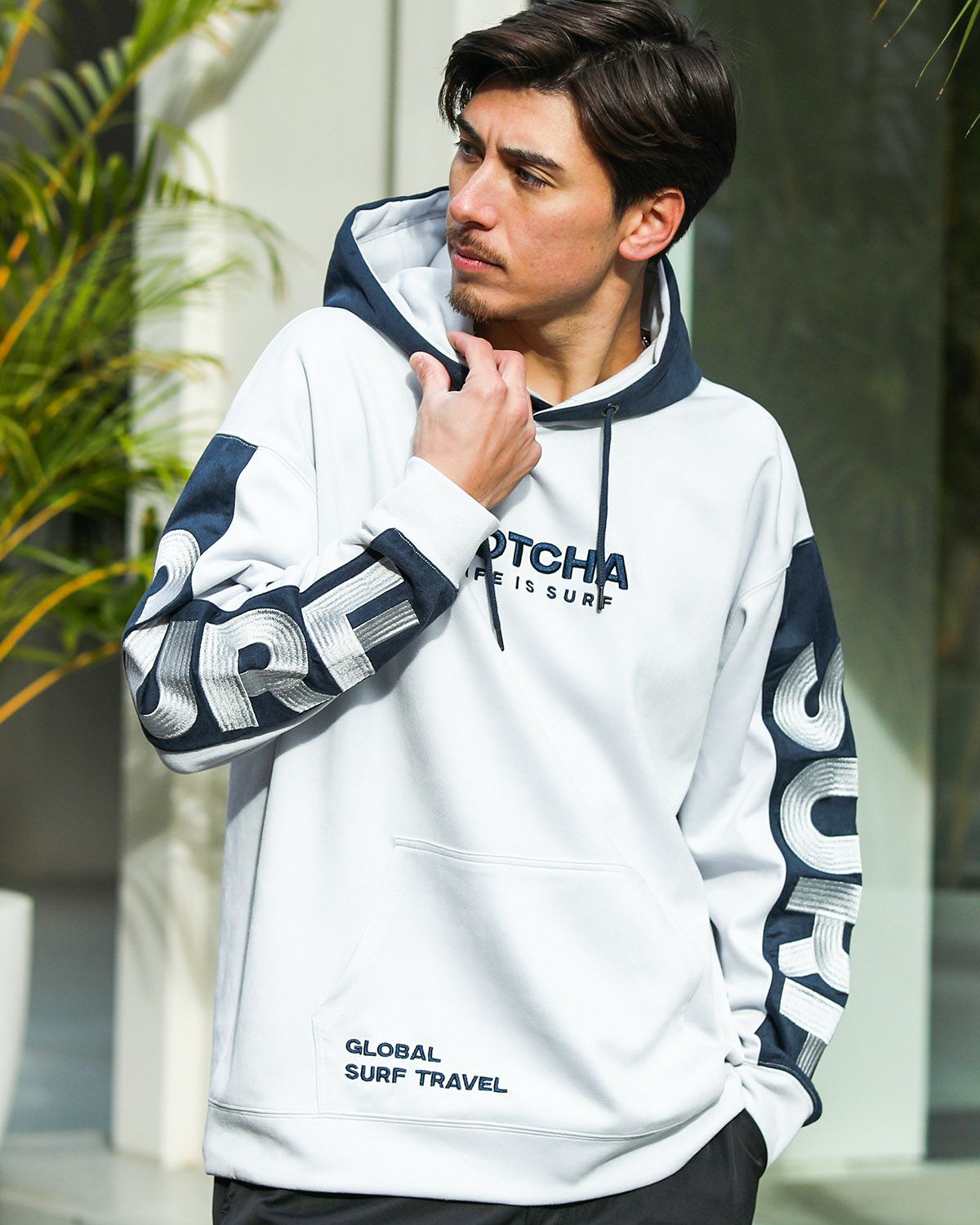 ライトグレー：180cm/70kg(Lサイズ着用)