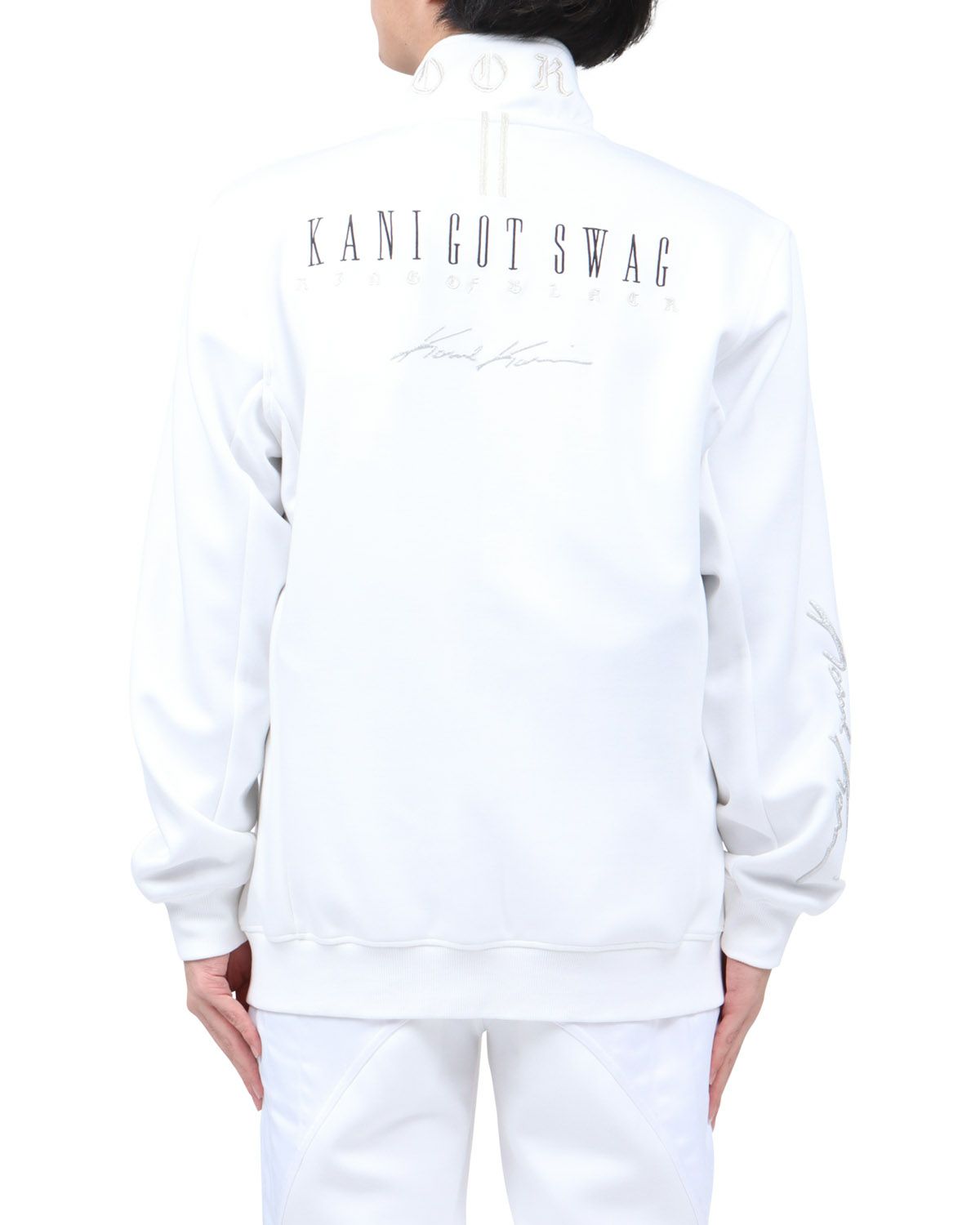 ホワイト：173cm63kg(Lサイズ着用)