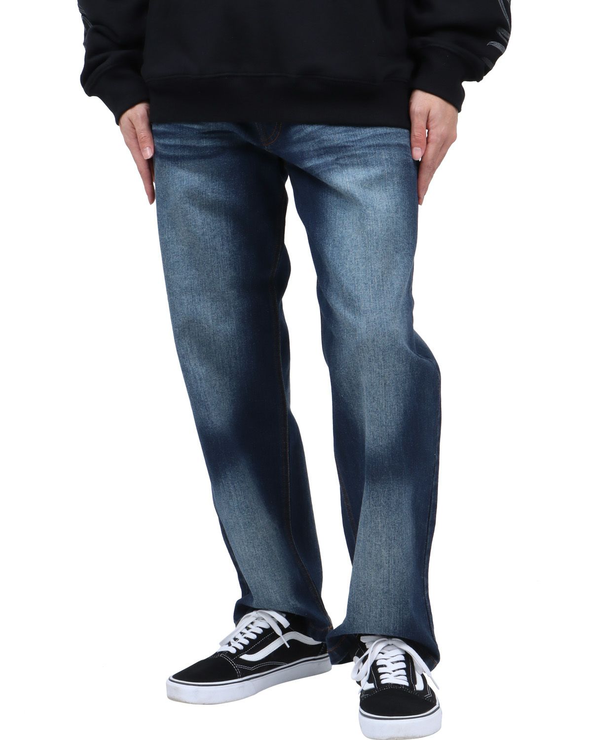 インディゴ：173cm63kg(Mサイズ着用)