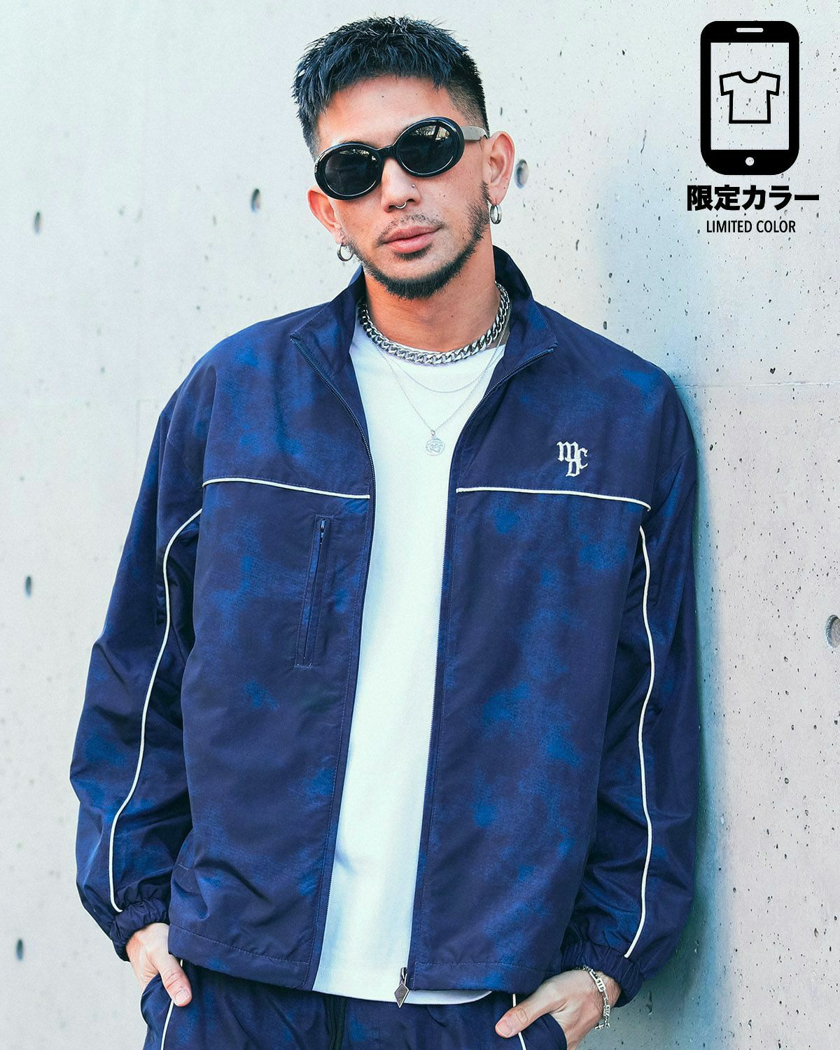 ブルー:183cm(Lサイズ着用)