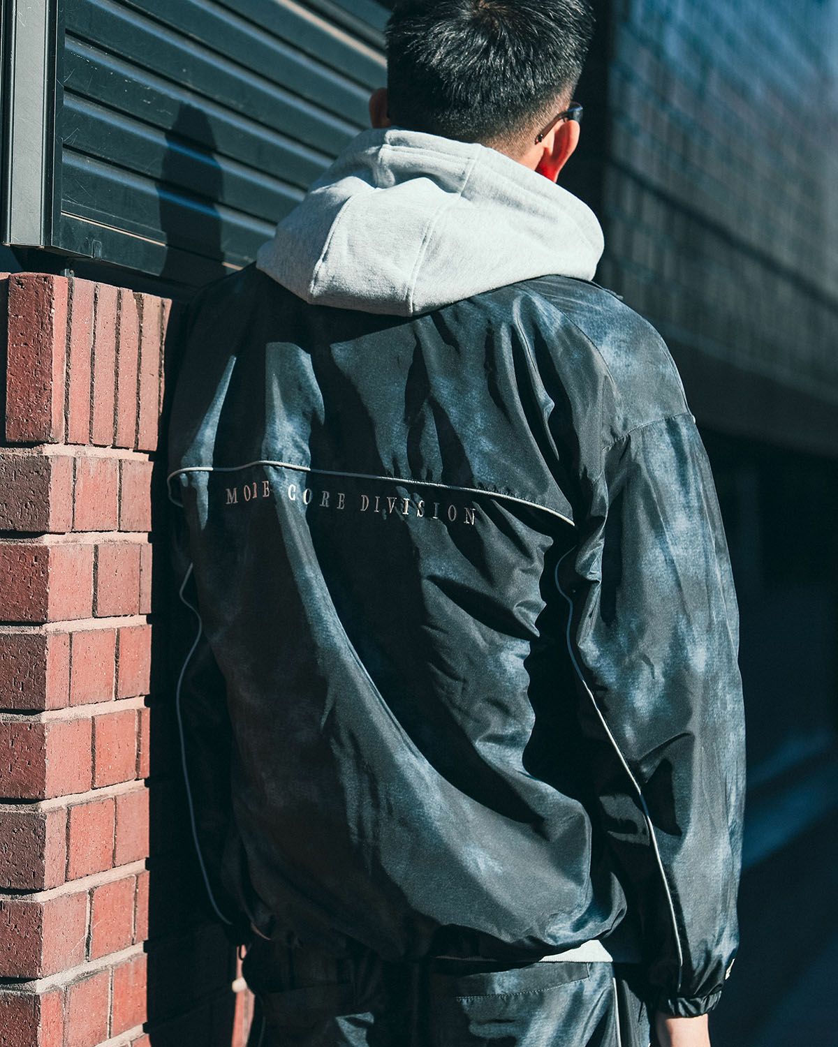 ブラック:183cm(Lサイズ着用)