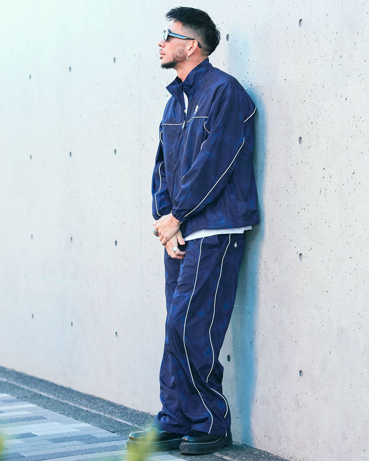 ブルー:183cm(Lサイズ着用)