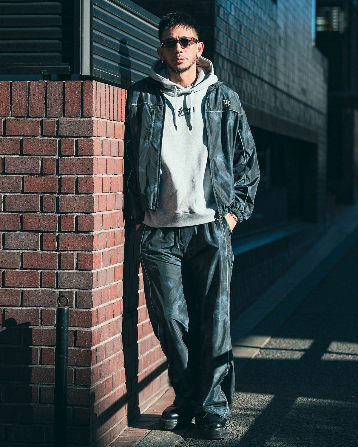 ブラック:183cm(Lサイズ着用)