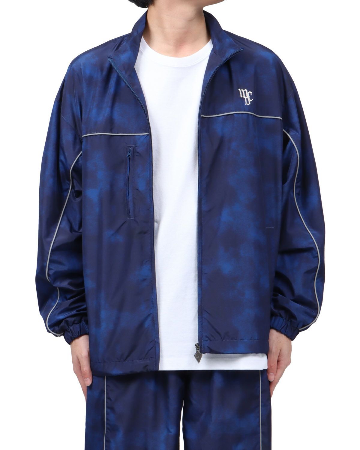 ブルー：173cm63kg(Lサイズ着用)