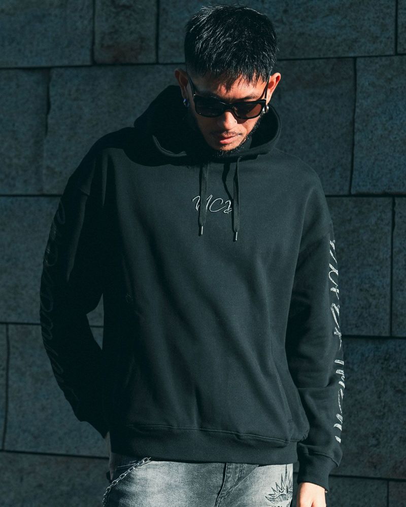 ブラック:183cm(Lサイズ着用)