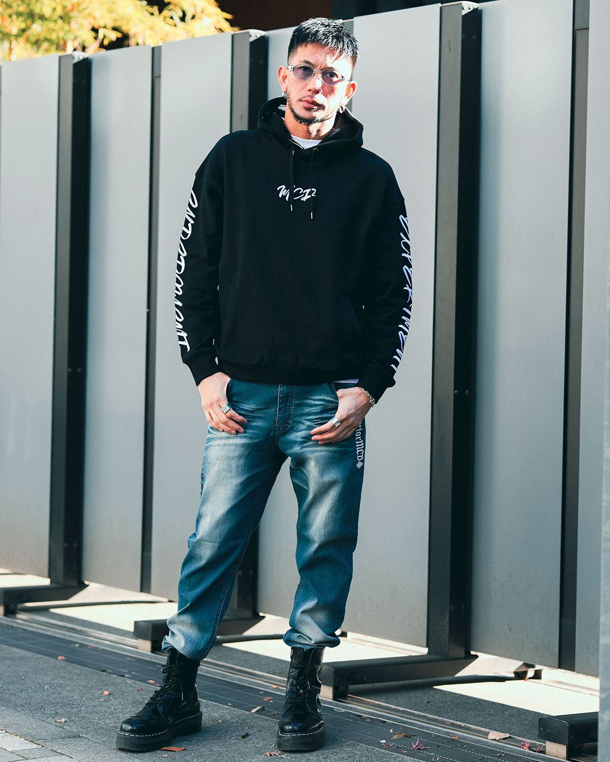 ホワイト:183cm(Lサイズ着用)