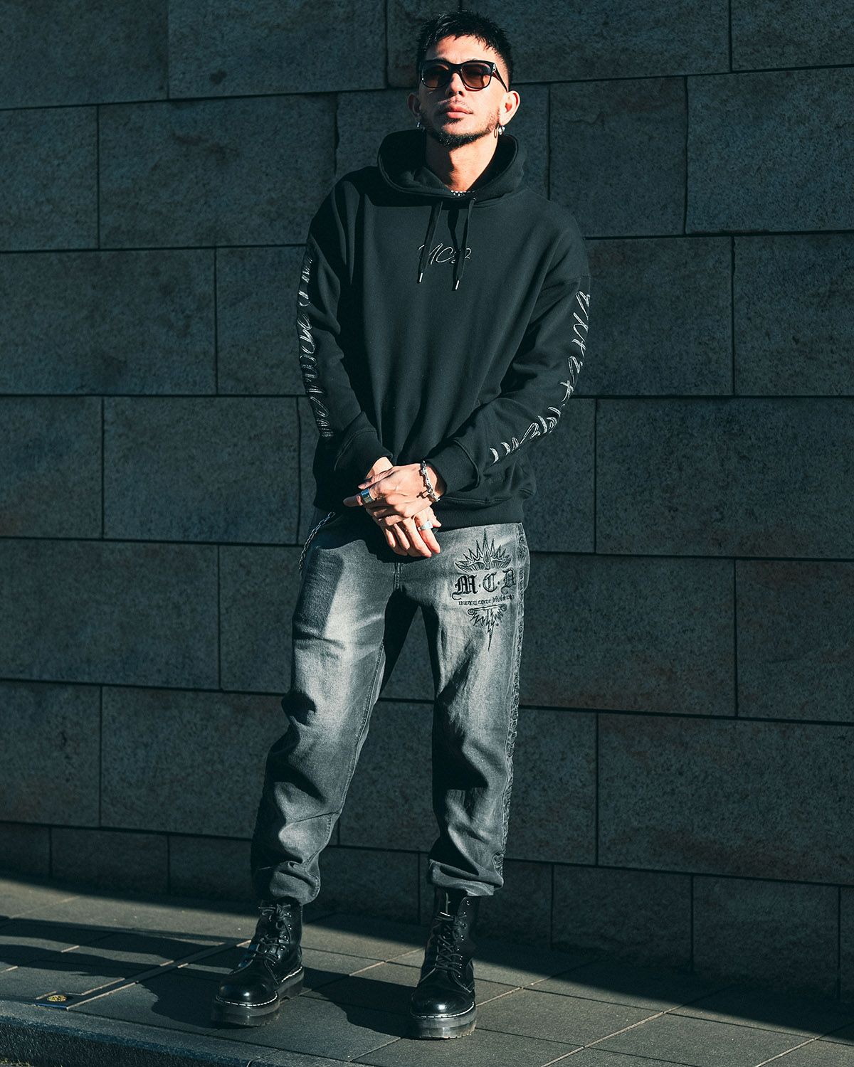 ブラック:183cm(Lサイズ着用)