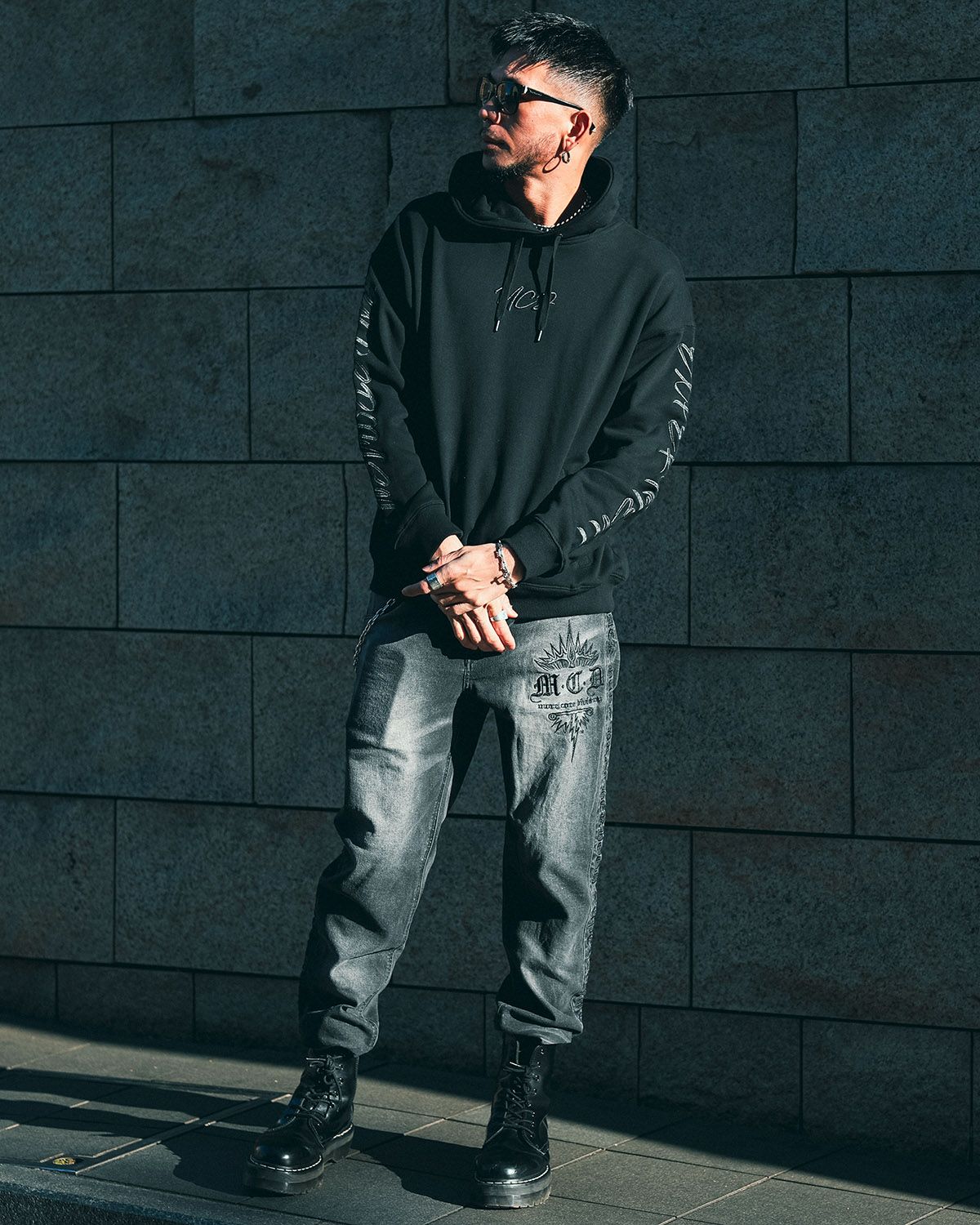 ブラック:183cm(Lサイズ着用)