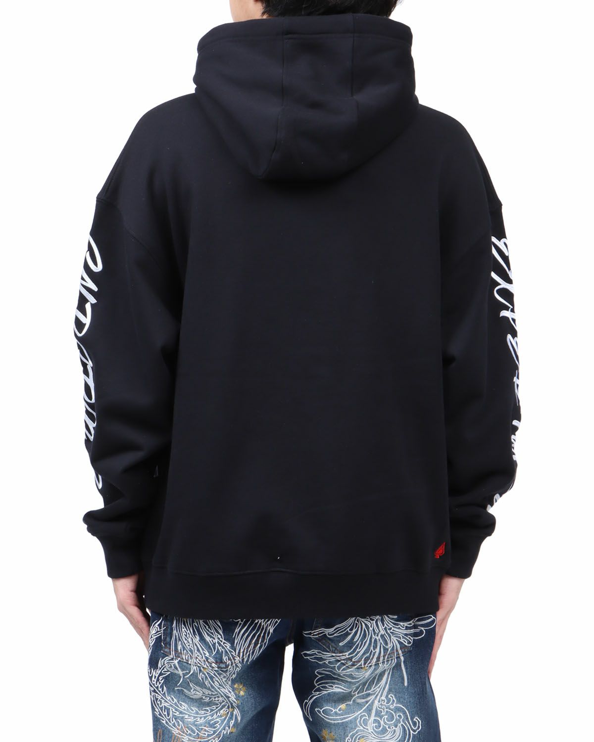 ホワイト：173cm63kg(Lサイズ着用)