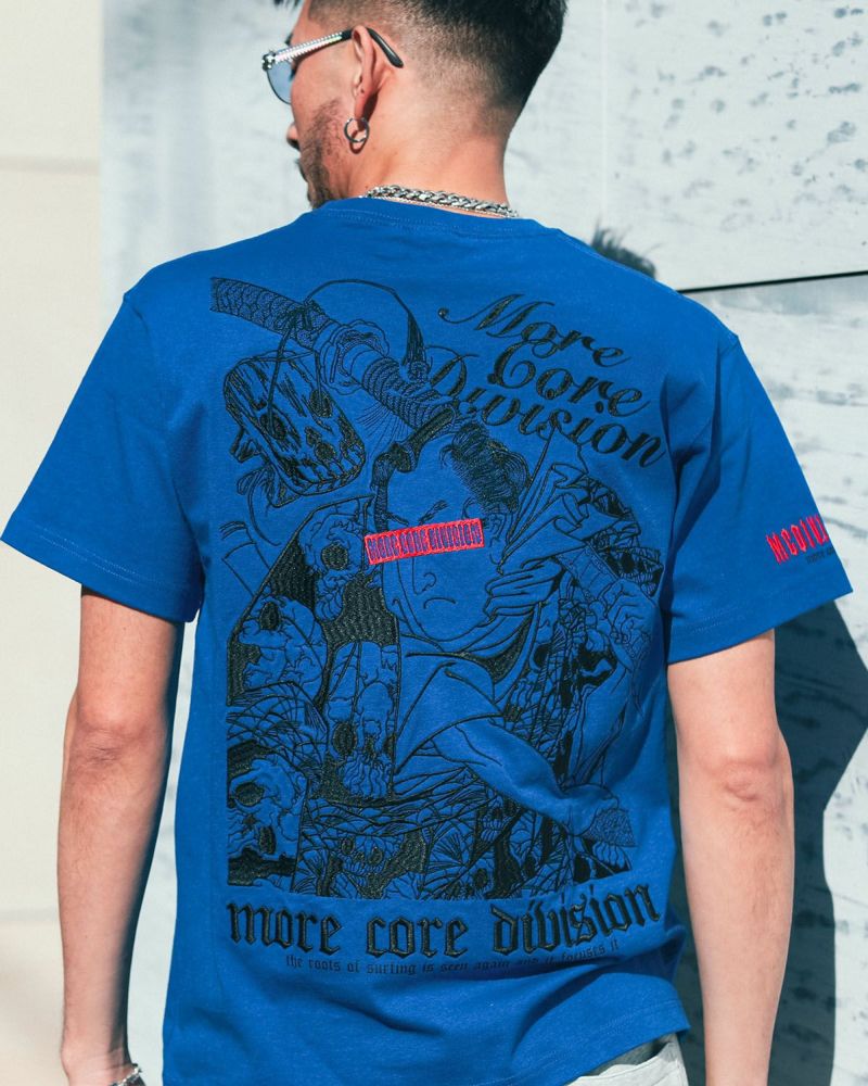 ブルー:183cm(Lサイズ着用)