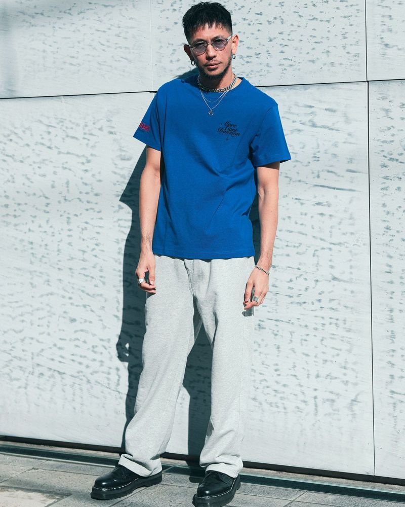 ブルー:183cm(Lサイズ着用)