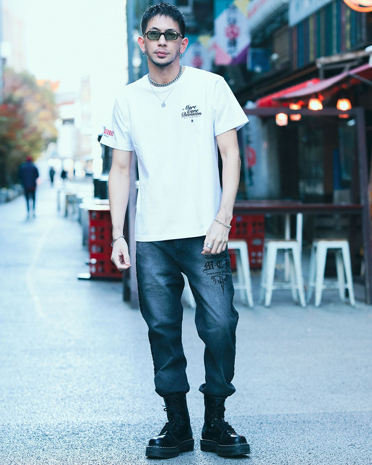 ホワイト:183cm(Lサイズ着用)