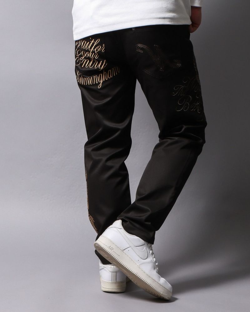 ブラック:178cm/75kg(Lサイズ着用)