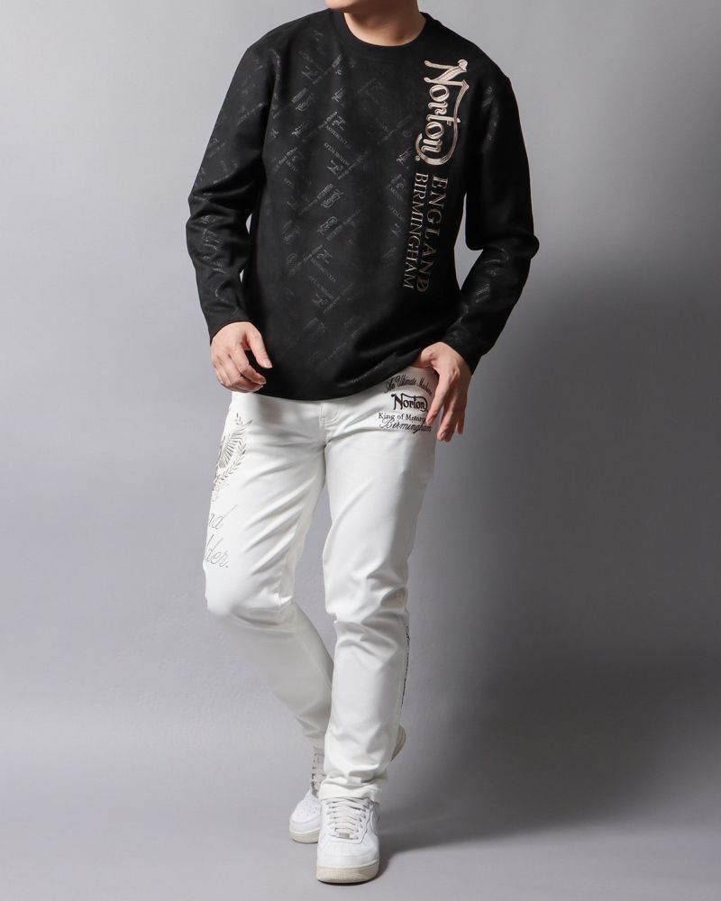 ホワイト:178cm/75kg(Mサイズ着用)