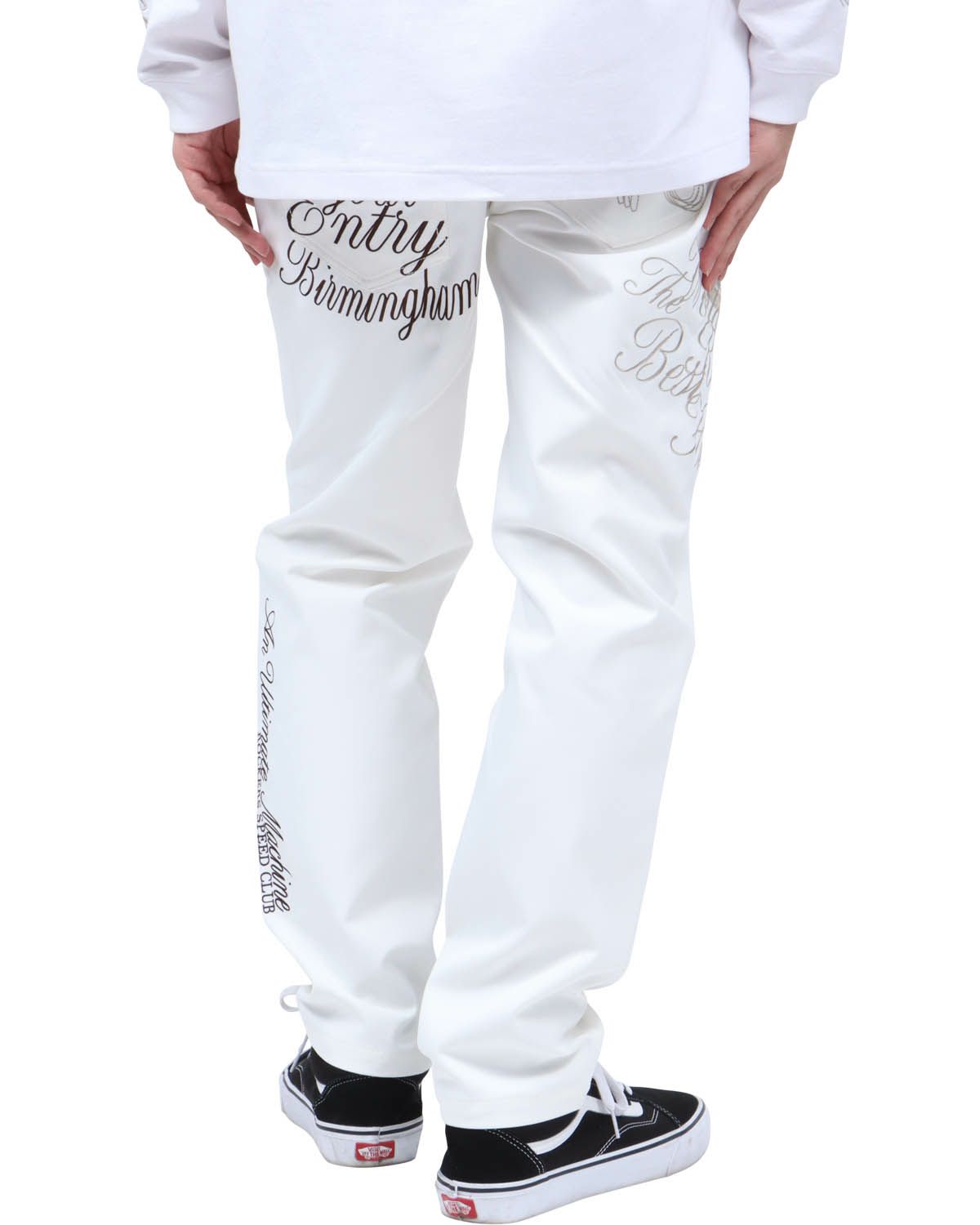 ホワイト：173cm63kg(Lサイズ着用)