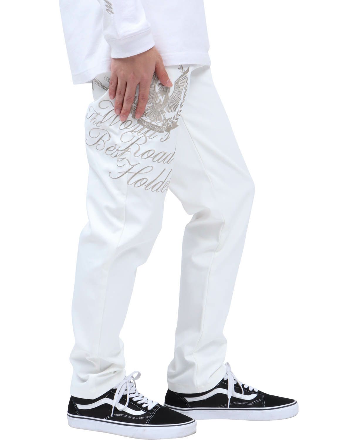 ホワイト：173cm63kg(Lサイズ着用)