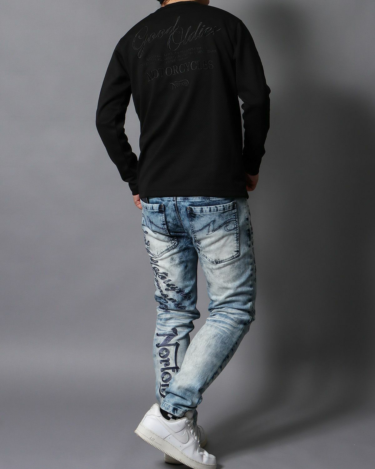 ブリーチ:178cm/75kg(Mサイズ着用)