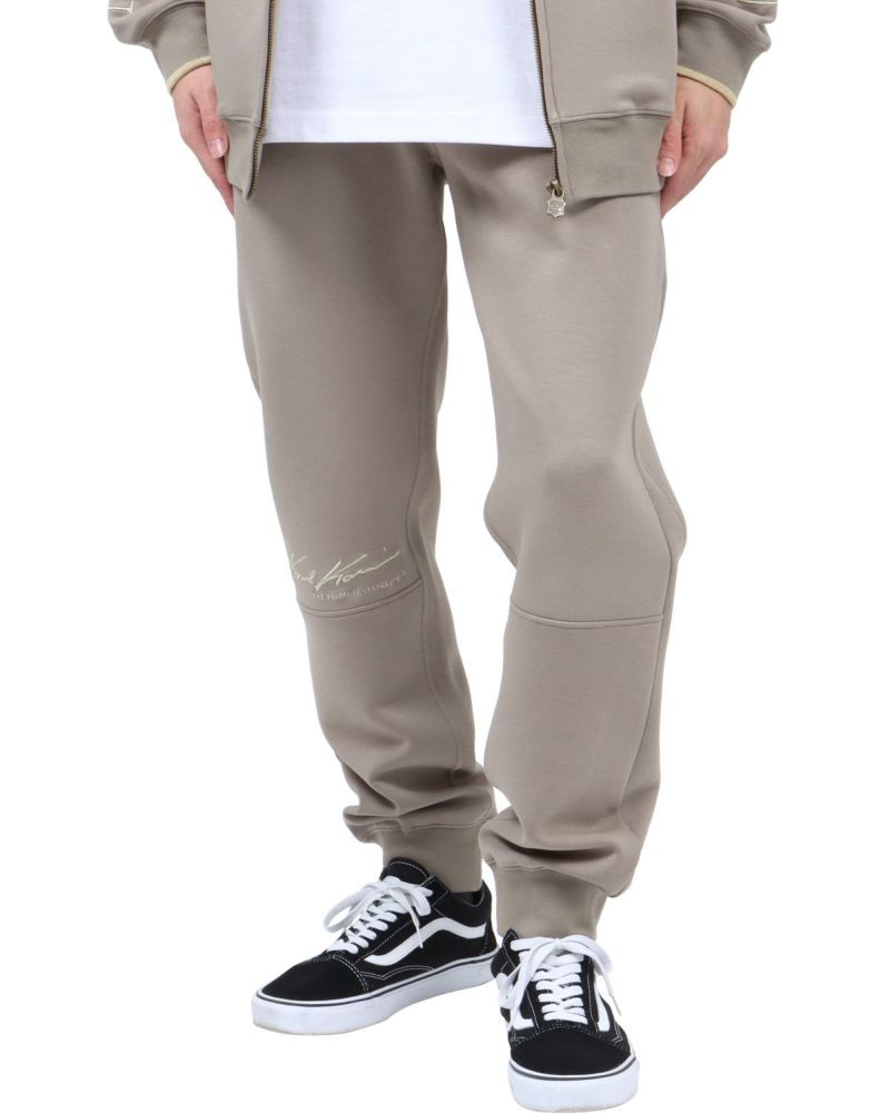 ベージュ：173cm63kg(Lサイズ着用)