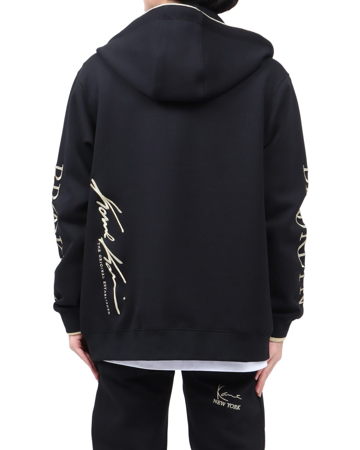 ブラック：173cm63kg(Lサイズ着用)