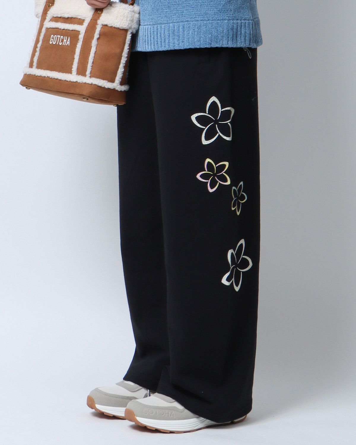 ブラック：166cm(Mサイズ着用)