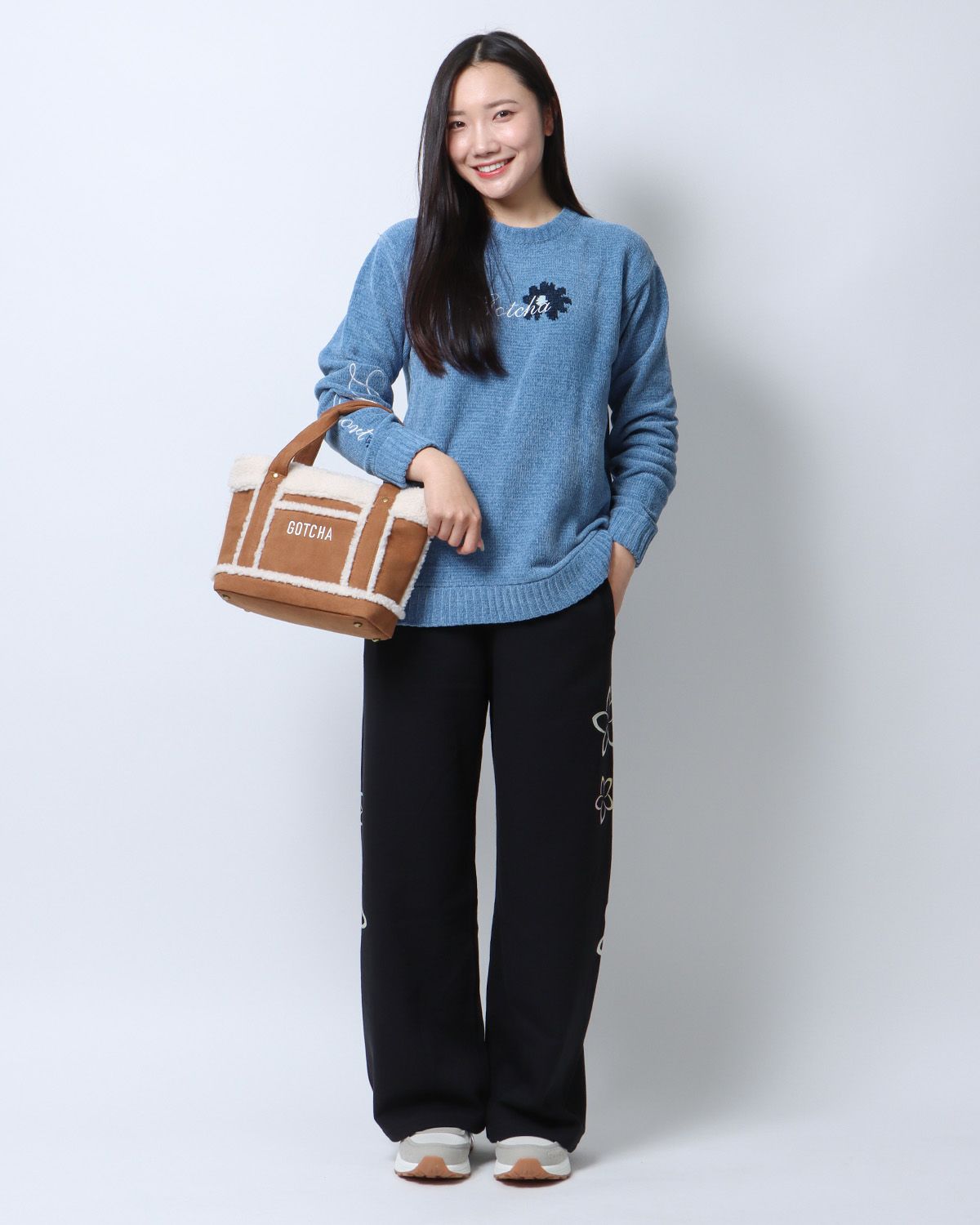 ブラック：166cm(Mサイズ着用)