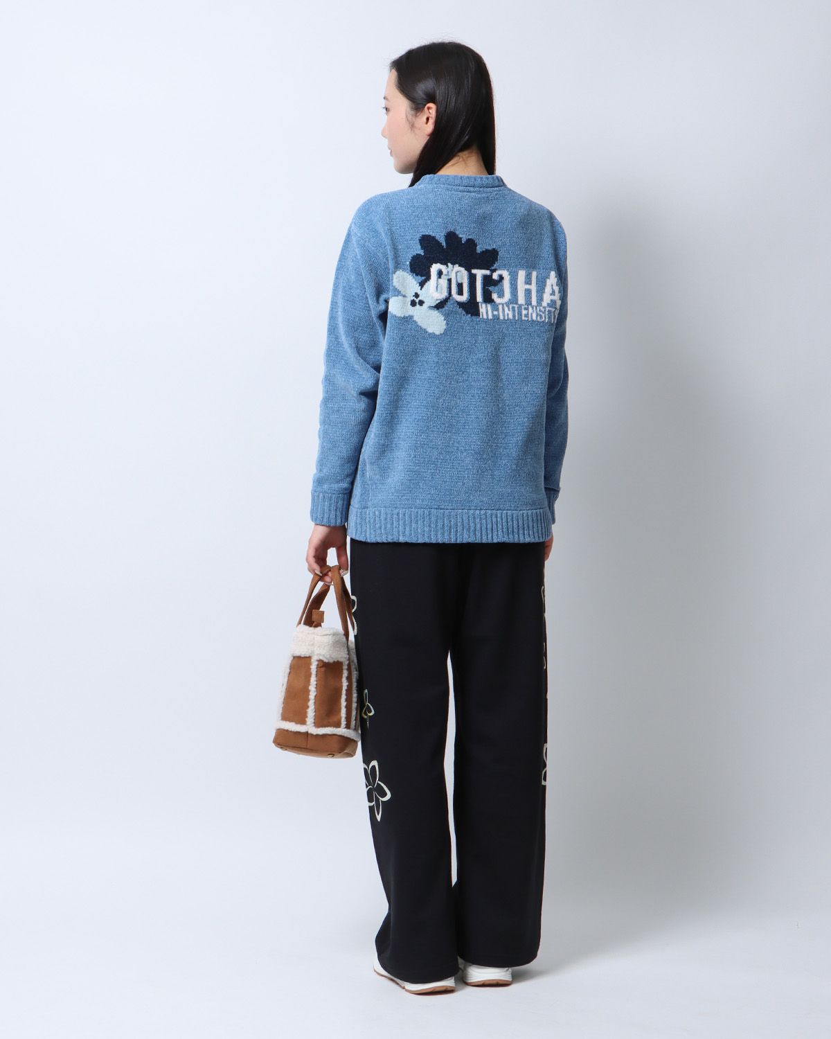 ブラック：166cm(Mサイズ着用)