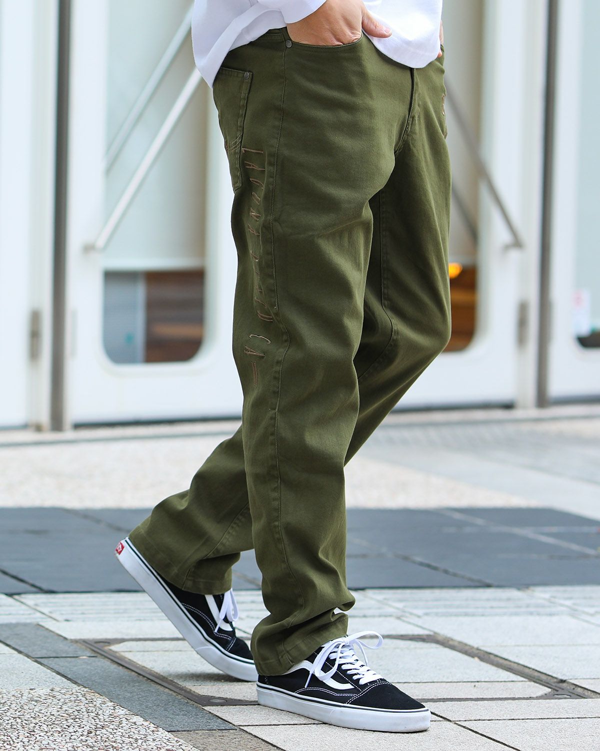 カーキ：180cm/70kg(Lサイズ着用)