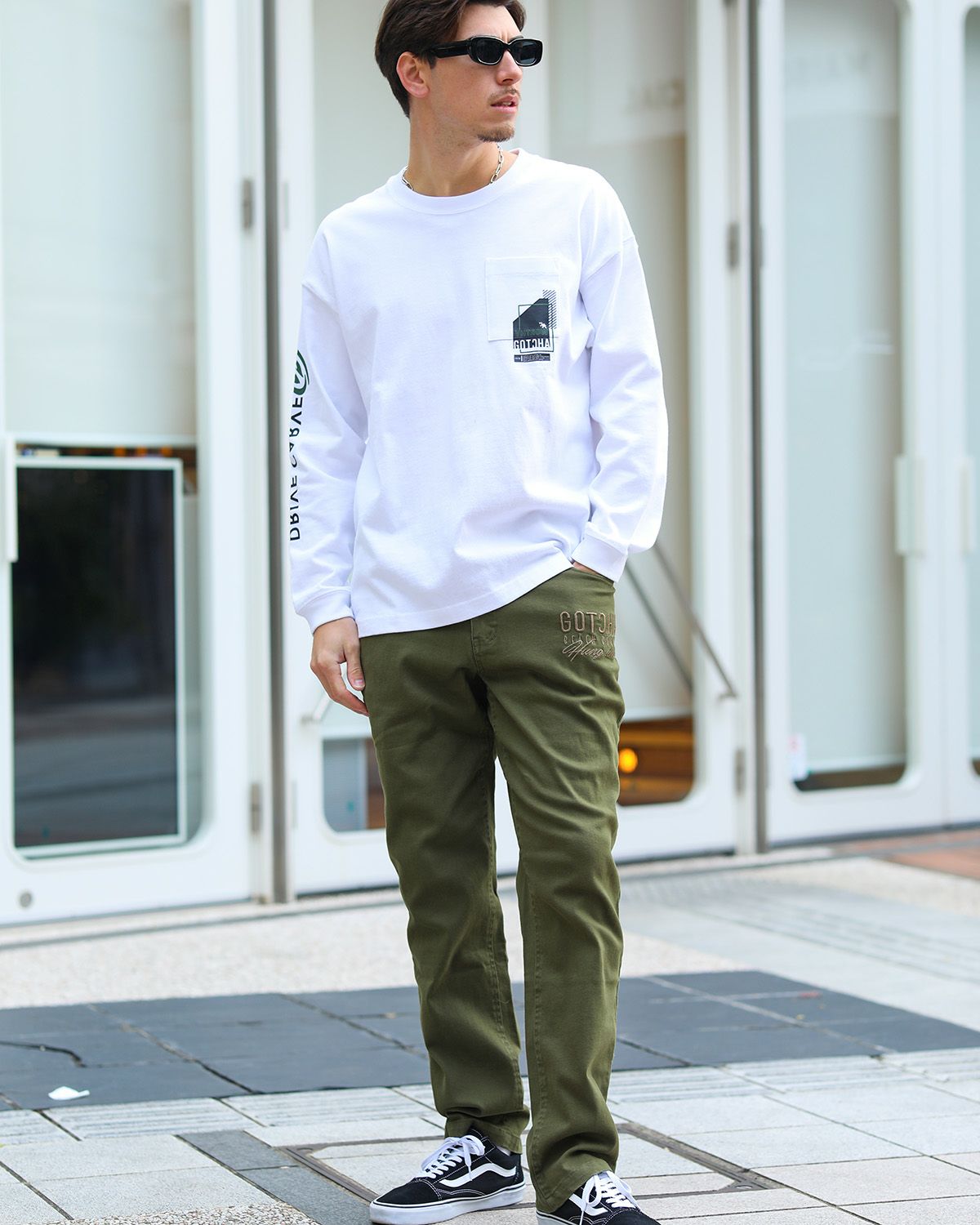 カーキ：180cm/70kg(Lサイズ着用)