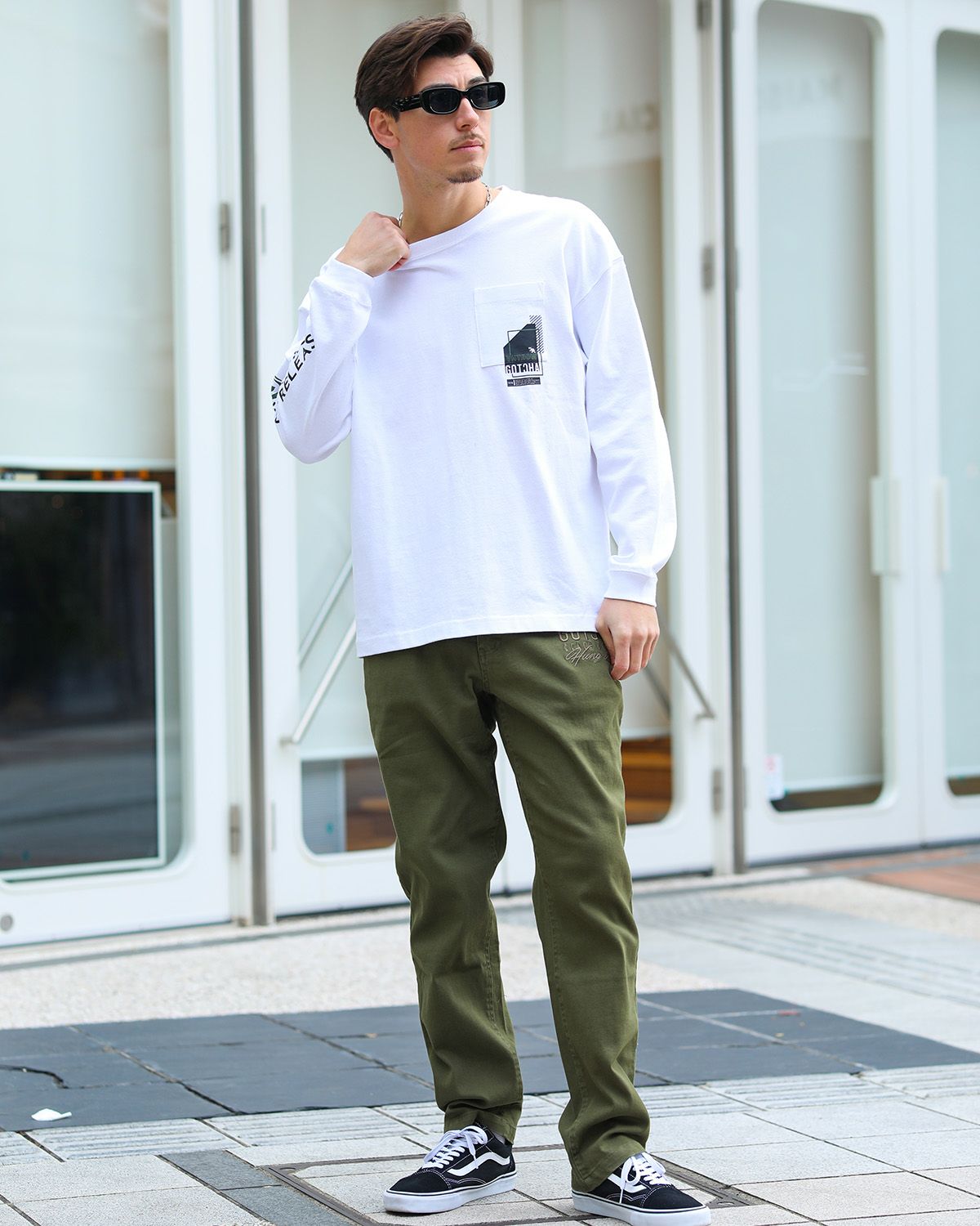 カーキ：180cm/70kg(Lサイズ着用)