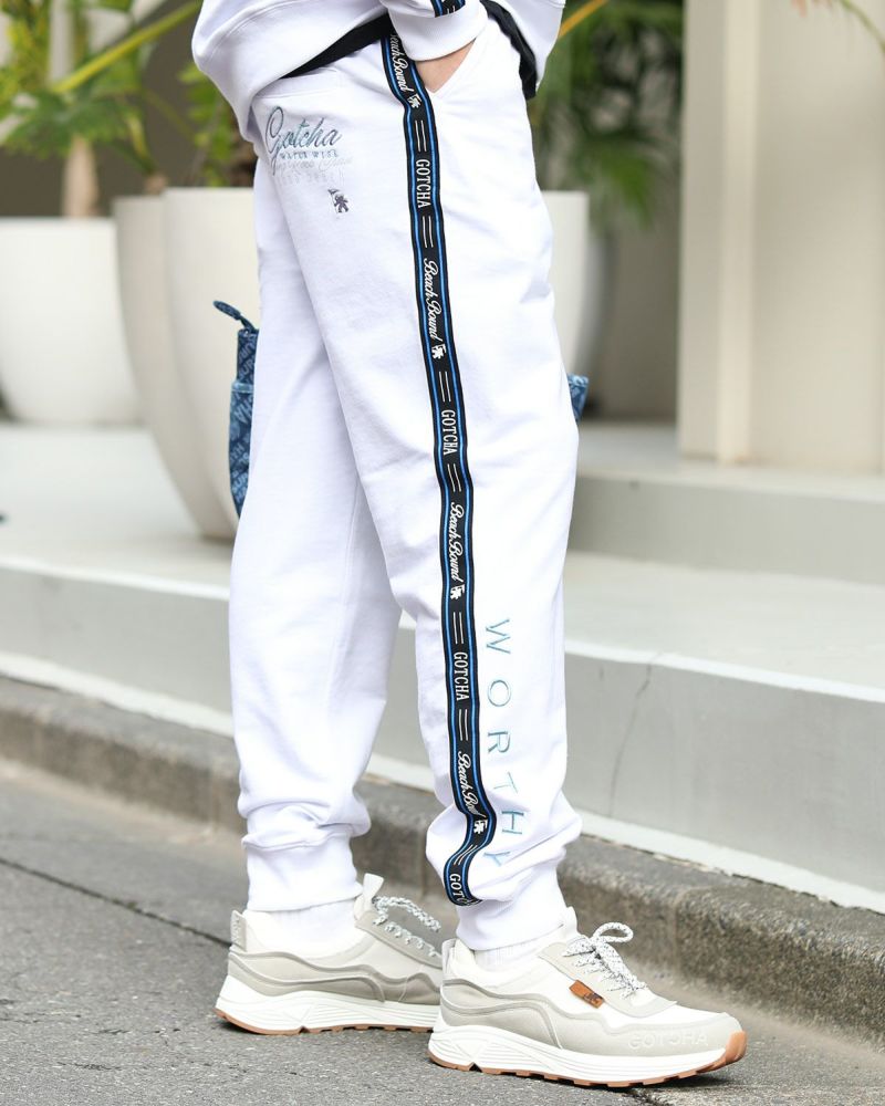 ホワイト：180cm/70kg(Lサイズ着用)