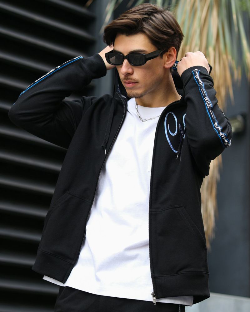 ブラック：180cm/70kg(Lサイズ着用)