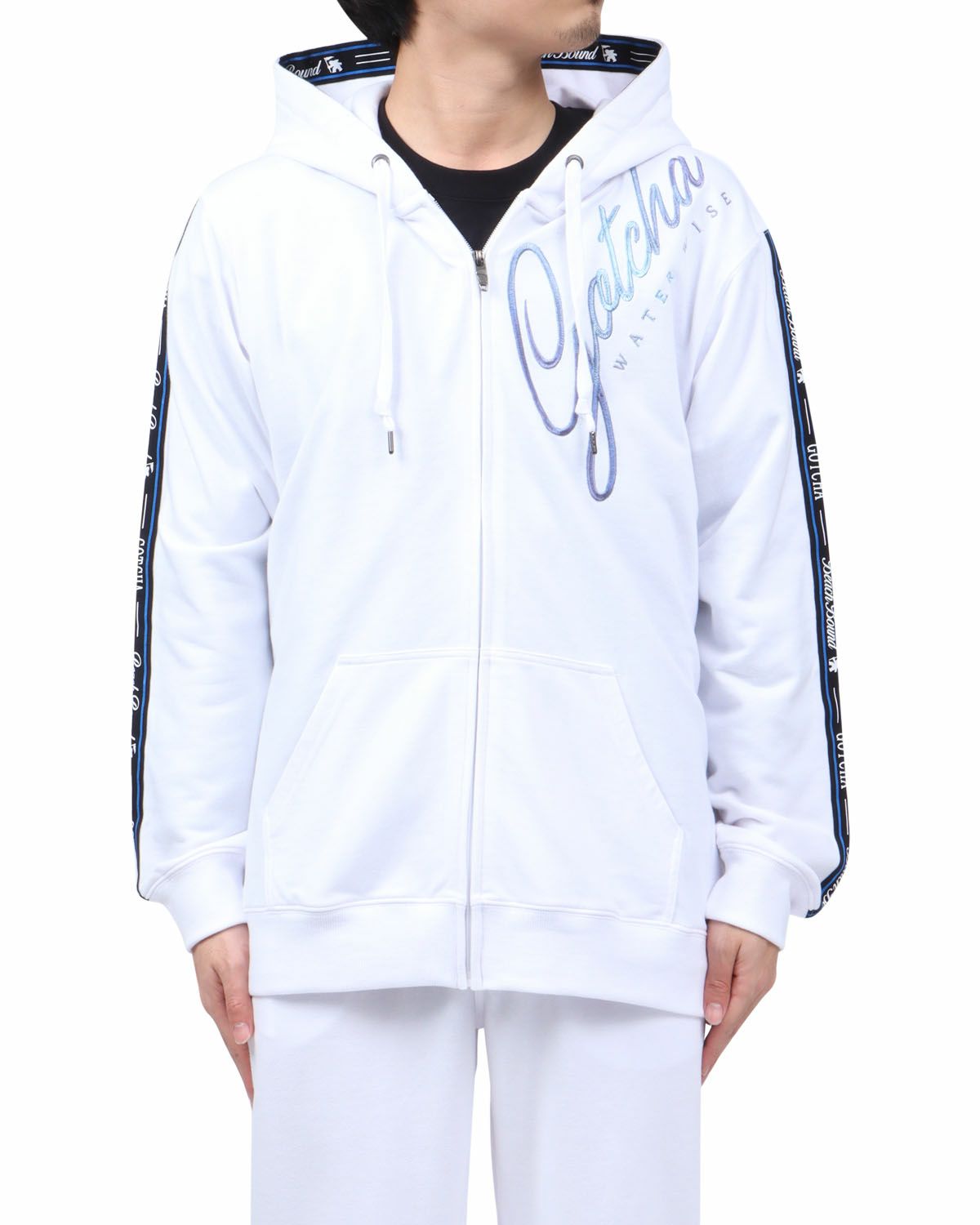 ホワイト：173cm63kg(Lサイズ着用)