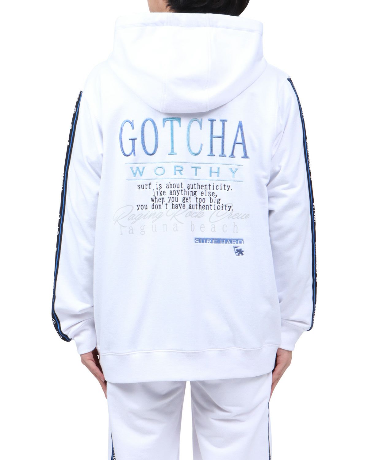 ホワイト：173cm63kg(Lサイズ着用)