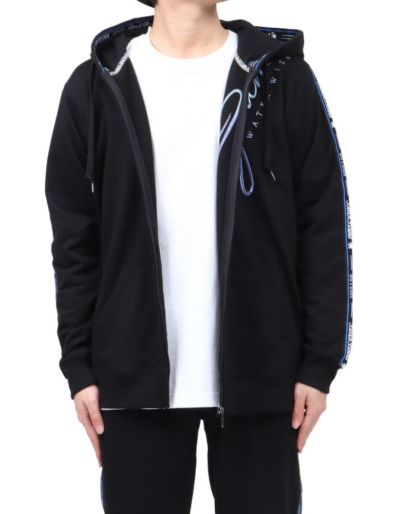 ブラック：173cm63kg(Lサイズ着用)