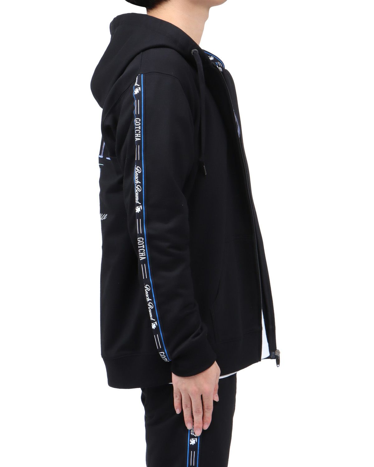 ブラック：173cm63kg(Lサイズ着用)