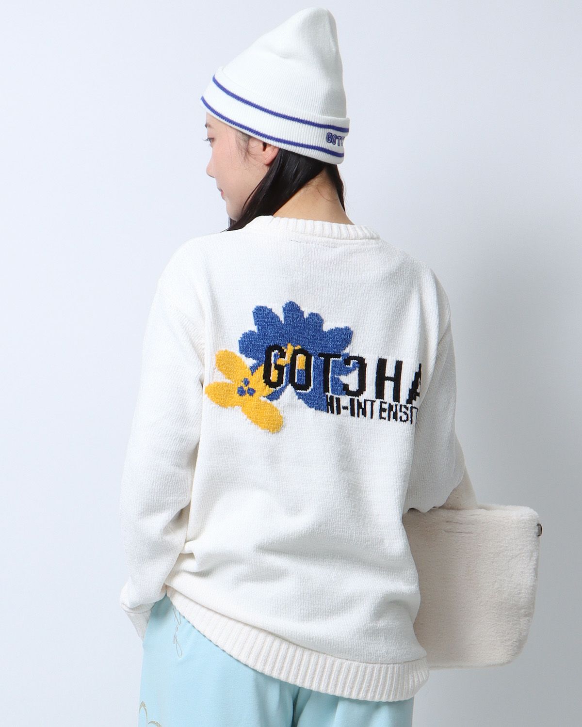 ホワイト：166cm(Mサイズ着用)