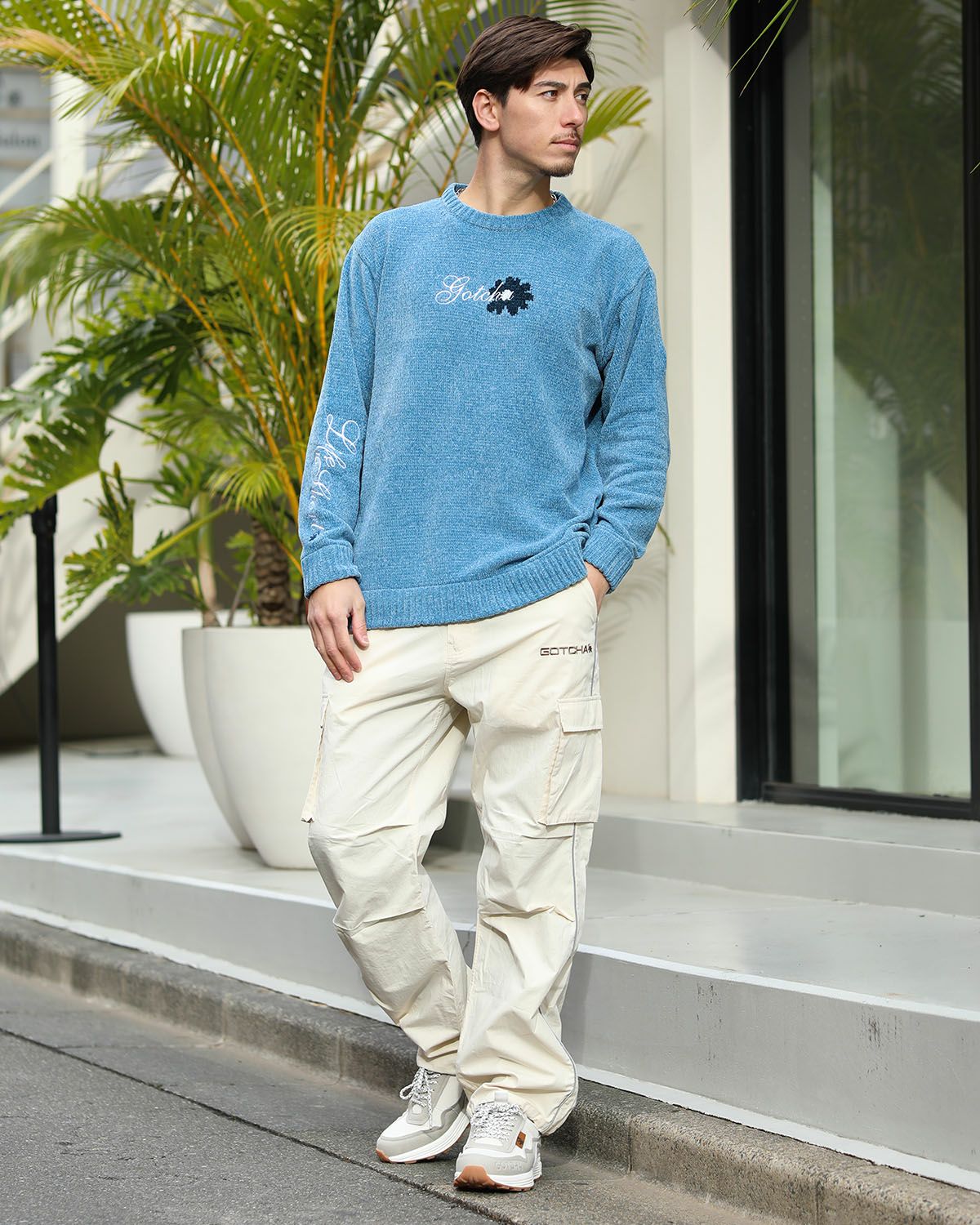 ブルー：180cm/70kg(Lサイズ着用)