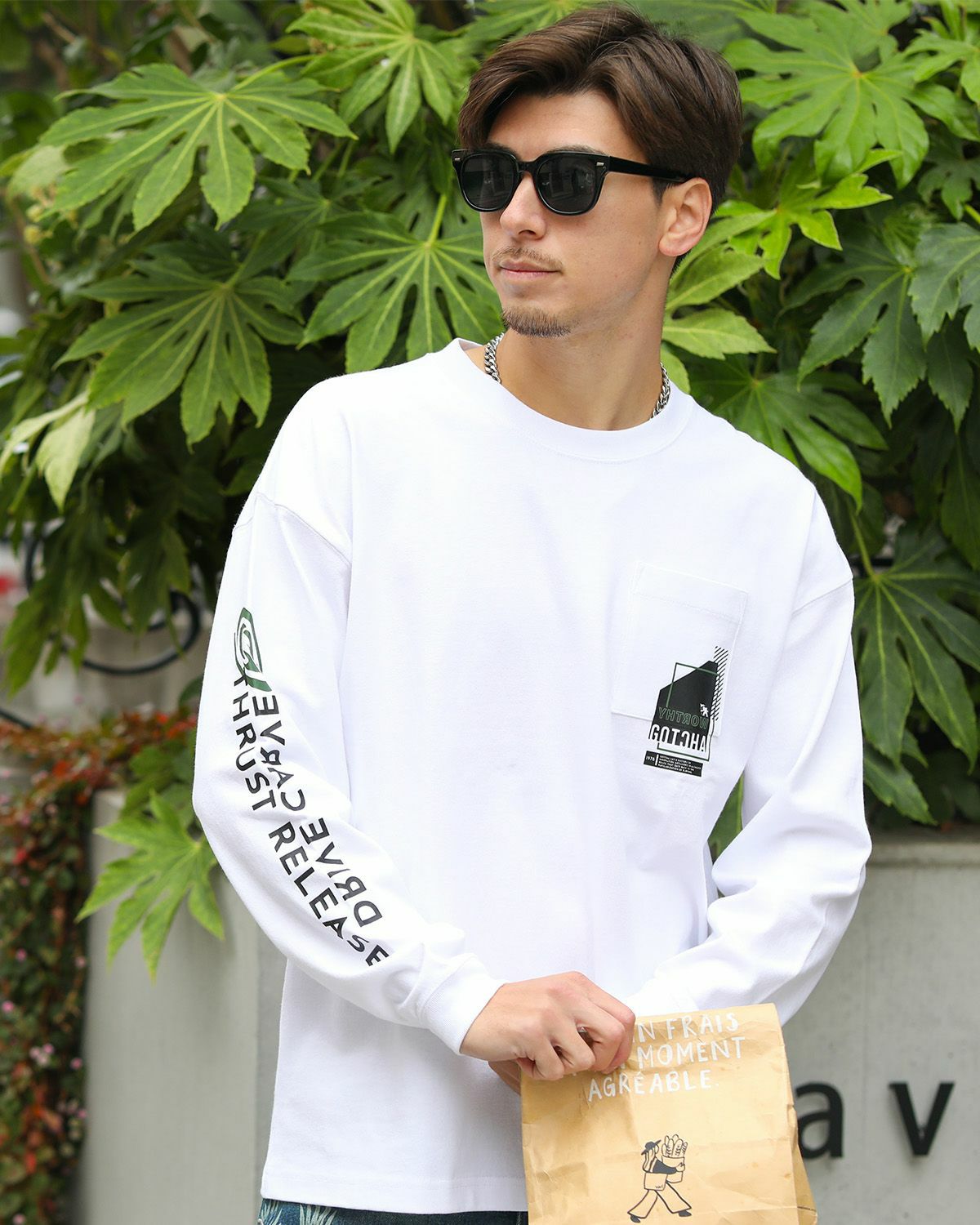 ホワイト：180cm/70kg(Lサイズ着用)