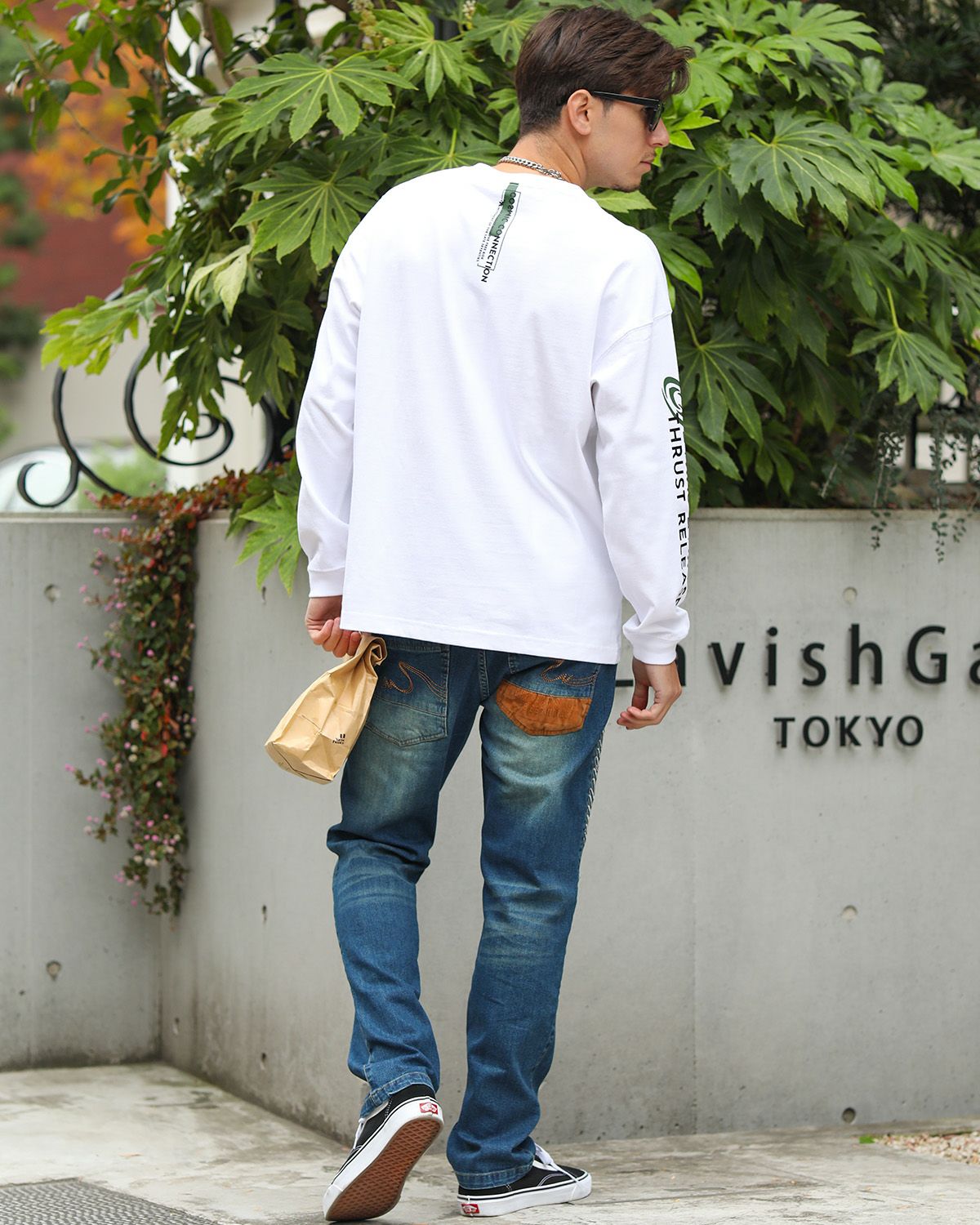 ホワイト：180cm/70kg(Lサイズ着用)