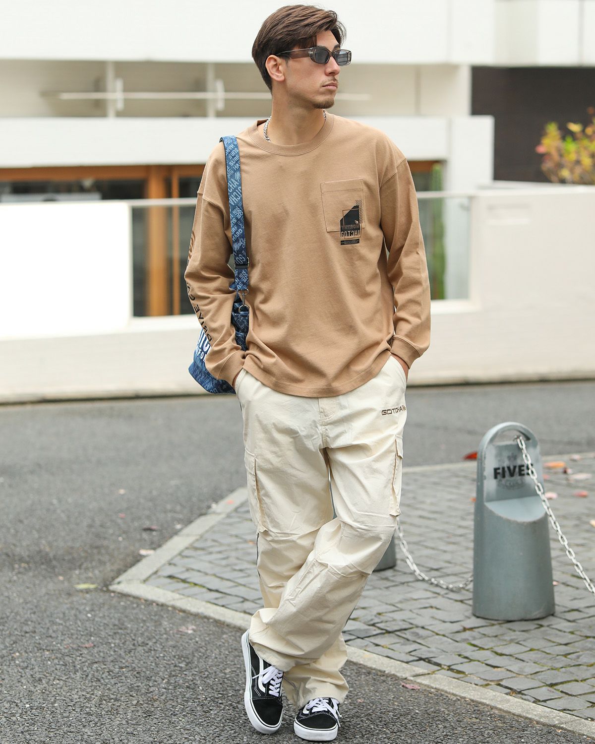 ベージュ：180cm/70kg(Lサイズ着用)