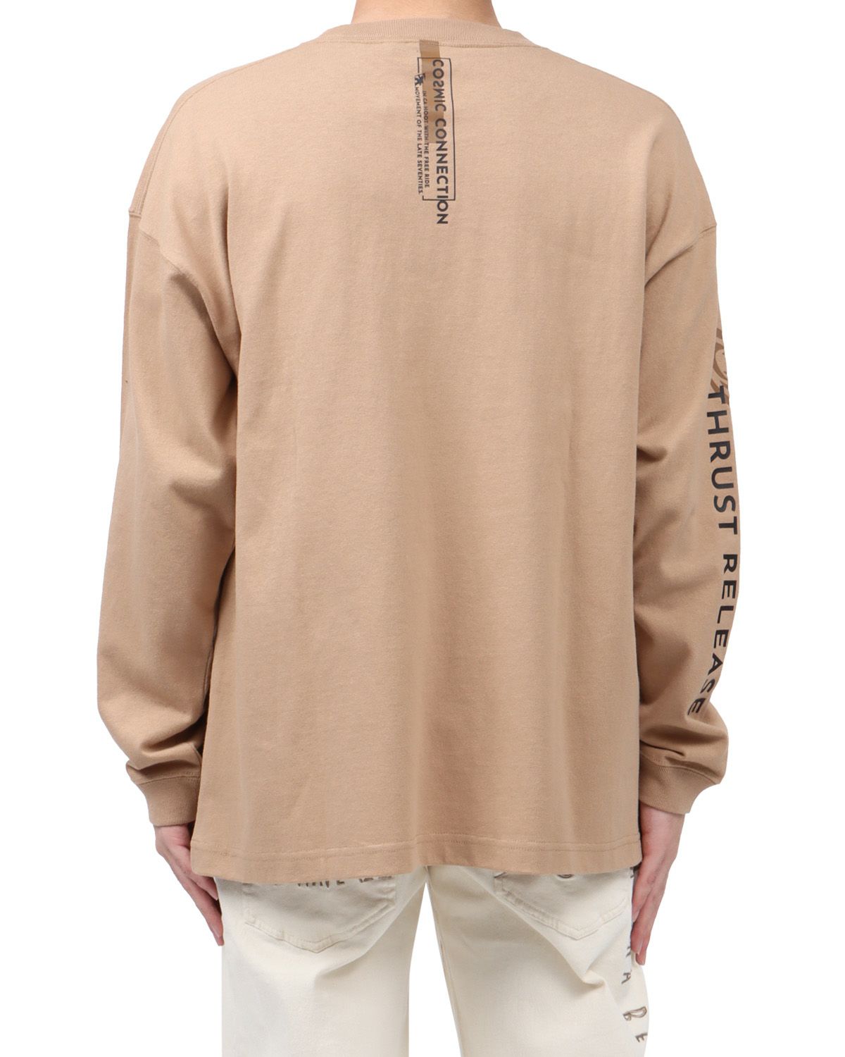 ベージュ：173cm63kg(Lサイズ着用)